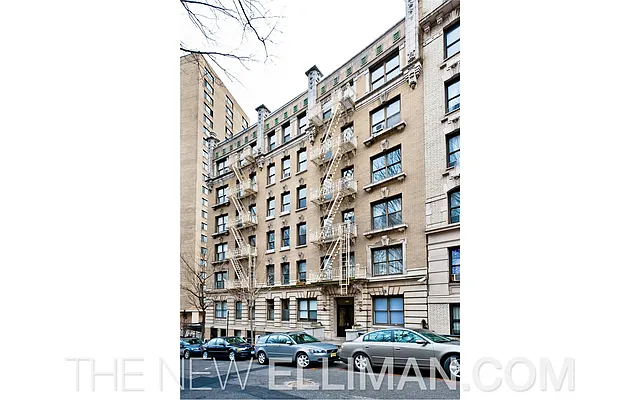 Sold by Douglas Elliman | media 16