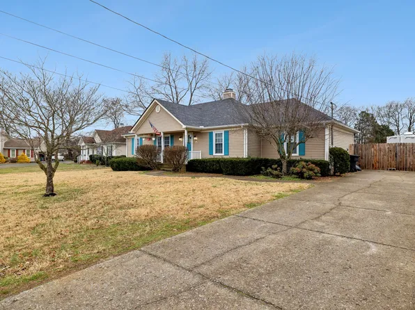 1815 Turnstone Ct, Murfreesboro, TN 37128