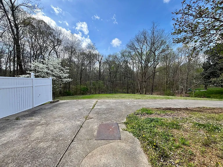 2950 Ashland City Rd — Photo 20