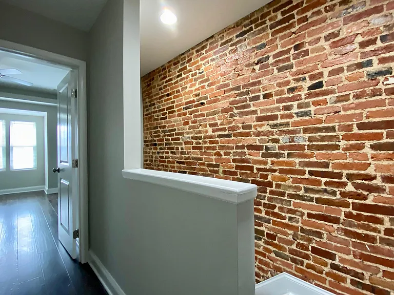 304 S Conkling St — Photo 10
