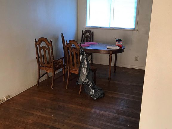 4th image of 3414 Bellaire Ave