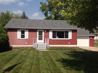 520 E Main St, Winneconne, WI 54986