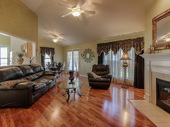 Vaulted Living Space