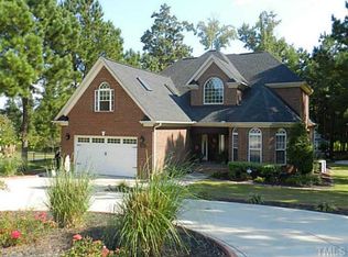 399 Avocet Ln, Clayton, NC 27520