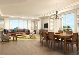 969 8th Avenue South #201, Naples, FL 34102