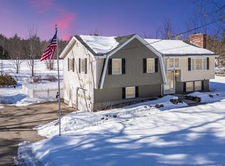 8 Bean Rd, Merrimack, NH 03054