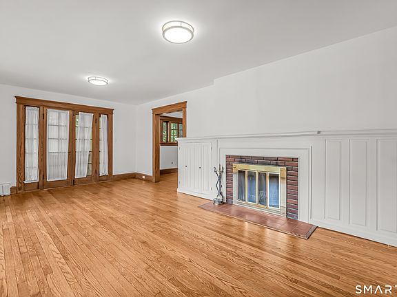 3rd image of 88 Coniston Avenue