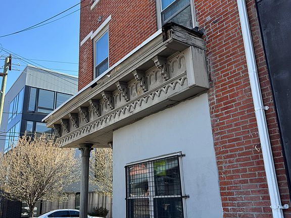 5th image of 2429 Frankford Ave Fl 1