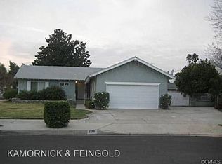 230 W Valencia St, Rialto, CA 92376