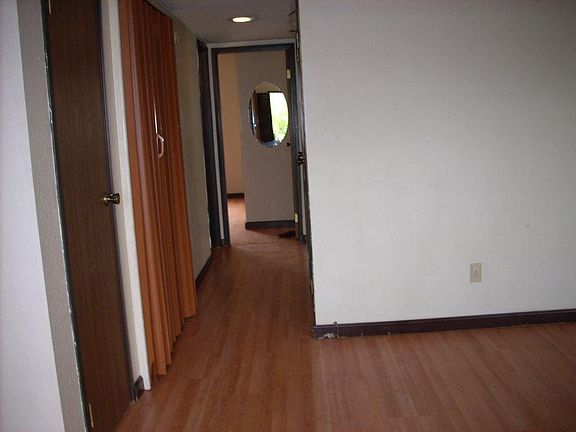 2nd image of 2751 Eldora Cir APT C