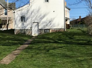 27 Jennifer St, Leechburg, PA 15656