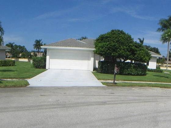 1st image of 10589 Pineada Cir