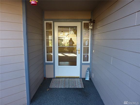3rd image of 1199 NW Suzanne Ct