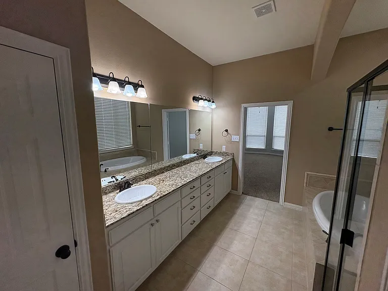 1006 Knoxbridge Rd — Photo 32