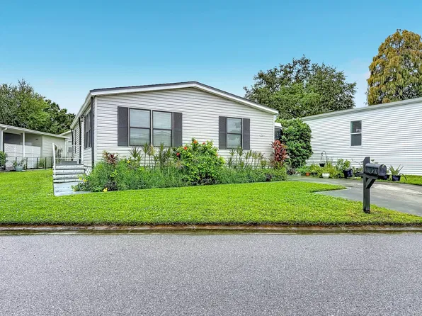 3704 Spinnaker Dr, Tampa, FL 33611