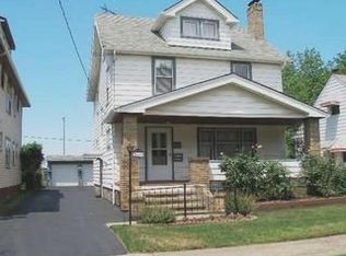 16409 Huntmere Ave, Cleveland, OH
