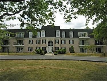 1st image of 2021 King James Pkwy APT 201