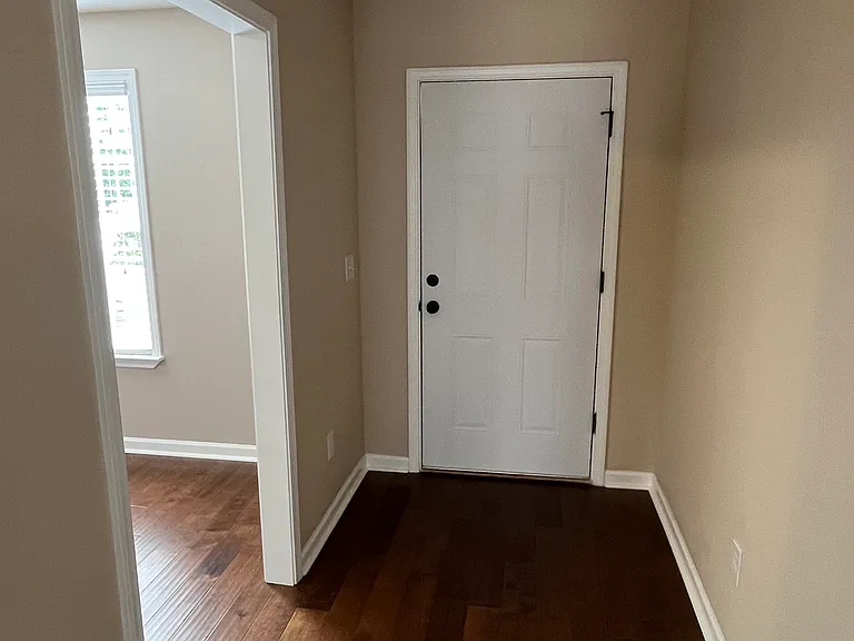 110 Satomi Way — Photo 6