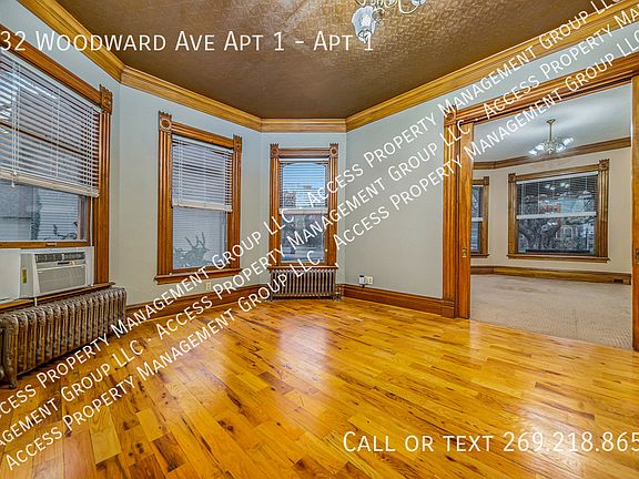 3rd image of 232 Woodward Ave APT 1