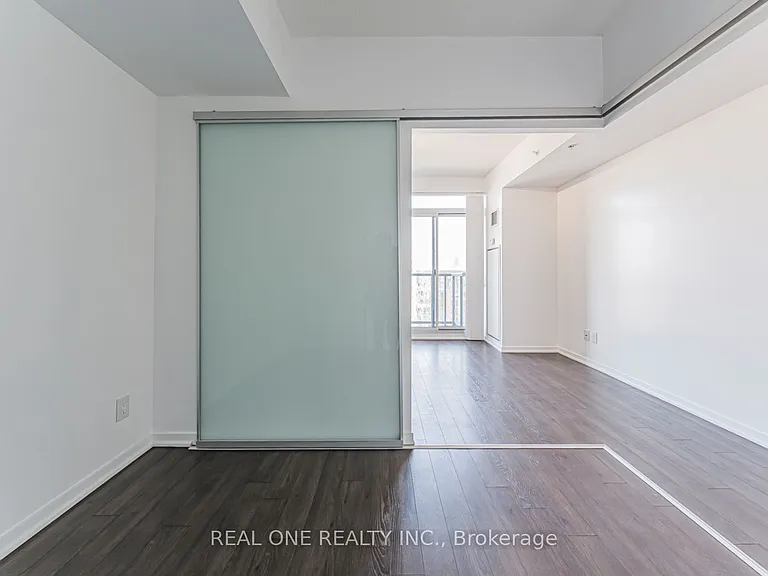 68 Abell St #846 — Photo 16