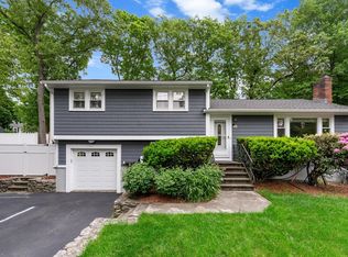 27 Lexington Rd, Wellesley, MA 02482