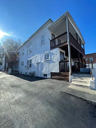 3411 Strong Ave #8 Photo 1