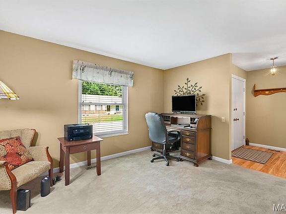2nd image of 2424 Country Wood Dr