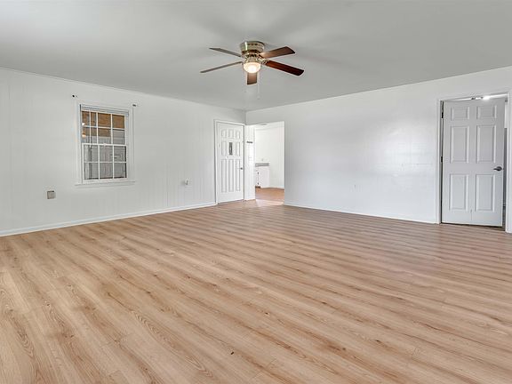 5th image of 1745 Dawson Rd