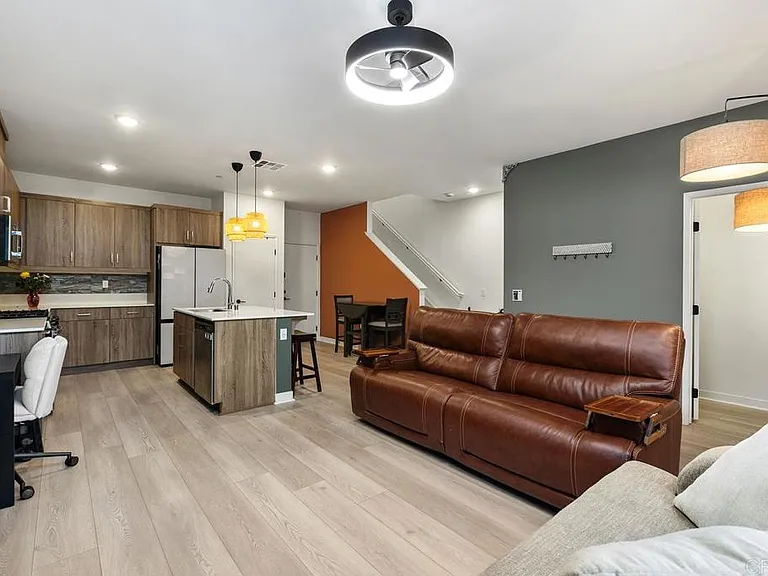 35161 Grove Trl — Photo 13