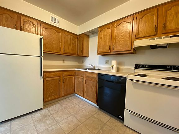 2nd image of 101 Bellwood Dr #0