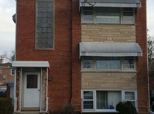 7504 W Cleveland St #1, Niles, IL 60714