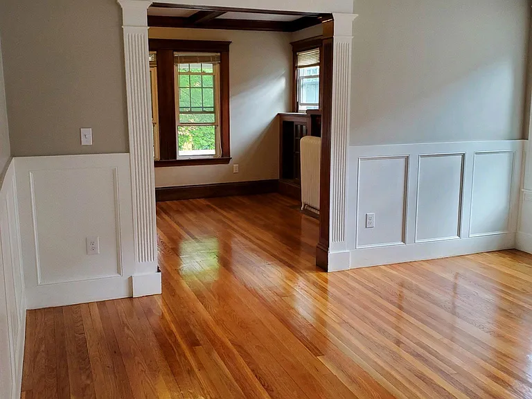 22 Allen St #2 — Photo 3