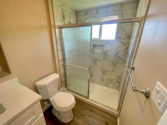 5th image of 8517 Jade Coast Dr
