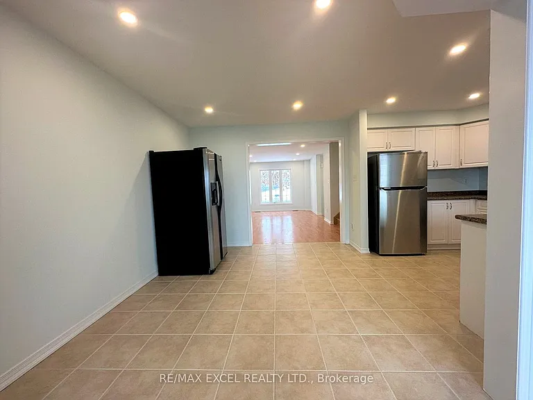 588 Hoover Park Dr — Photo 6