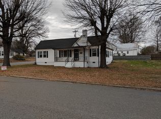 201 S Pink St, Cherryville, NC 28021