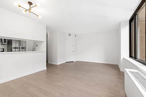 Rented by Compass | media 29