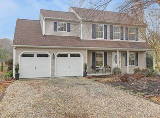 5991 Bobwhite Ct, Hayes, VA 23072