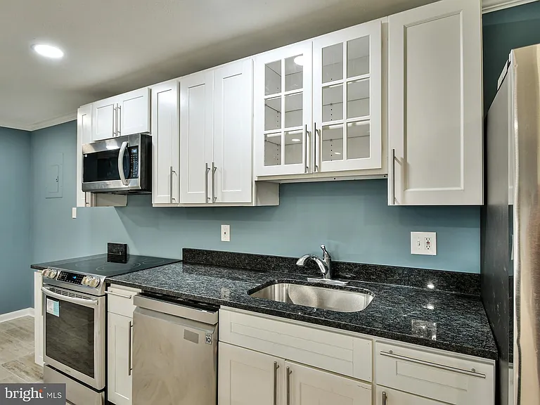 2010 Alice Ave #101 — Photo 10
