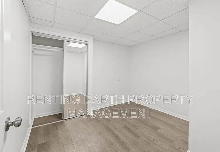 1563 Martin Ave — Photo 16