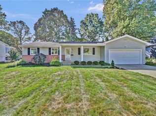 720 Ivan Dr, Kent, OH 44240