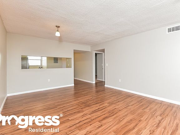 4th image of 10315 NW 9th Street Cir APT 505
