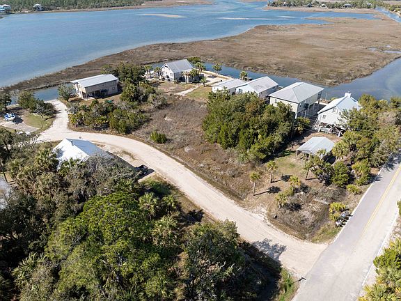 2nd image of W Point Dr