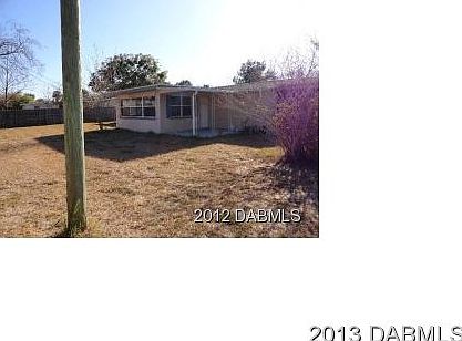 3rd image of 1021 Lewis Dr