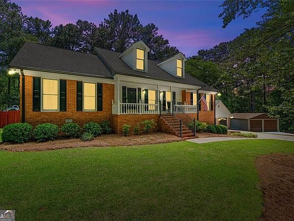 2nd image of 5243 Punkintown Rd