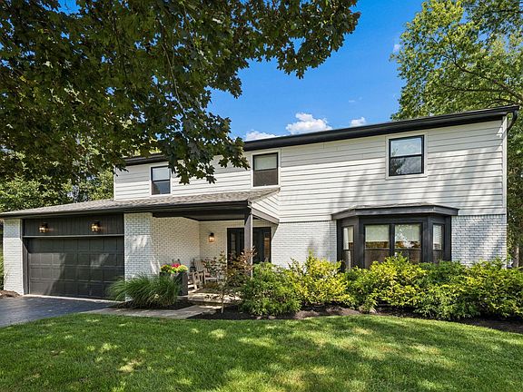3rd image of 6880 Clydeway Ct