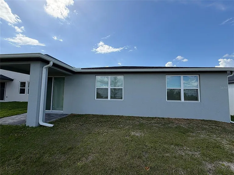 5009 Katrina Dr — Photo 10