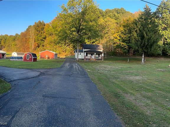2nd image of 9665 Chandlersville Rd