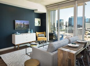 SkyHouse Dallas Apartments, Dallas, TX 75219