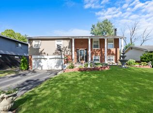 19013 Jonathan Ln, Homewood, IL 60430