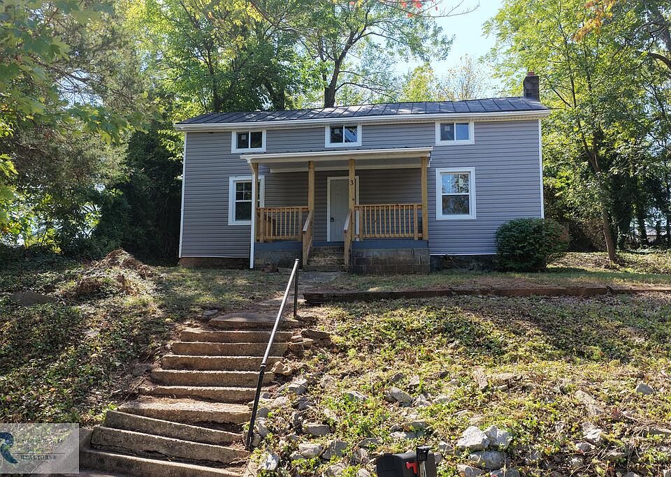 1st image of 3 Watts Street Ext